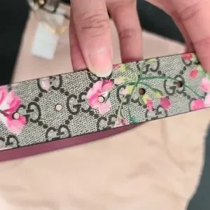 Gucci Pink Floral Belt with Gold Double G Buckle s-l400.jpg main image 2